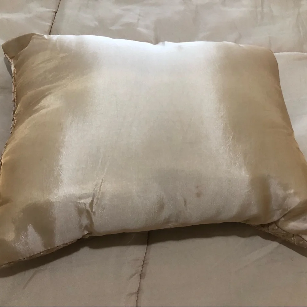 Elegant Antique Floral Cream Bedding Set Size Queen By Ashley McBride